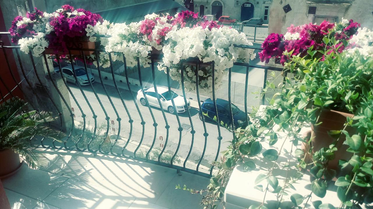B&B Al Vecchio Borgo Барлетта Экстерьер фото